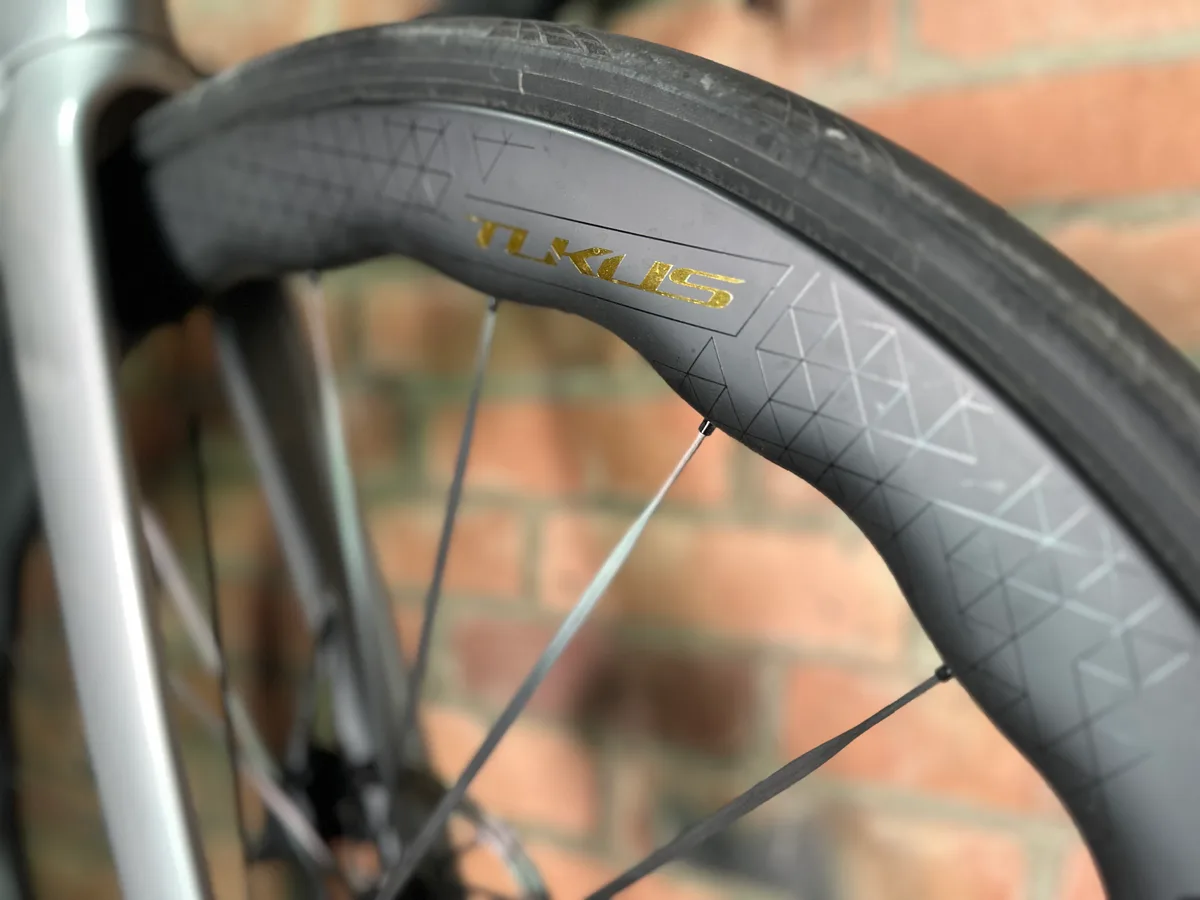 Test des Tukus C50-MT : mon avis définitif après 1 000 km et un critérium
